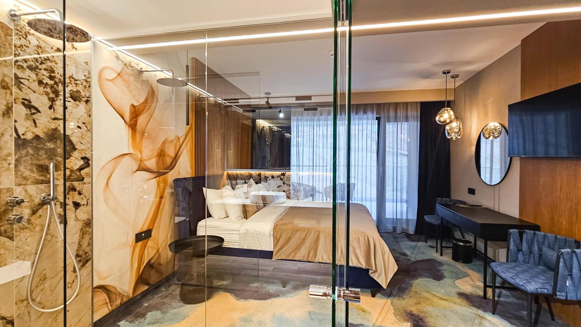 Hotel Bucura Călimăneşti Exteriör bild